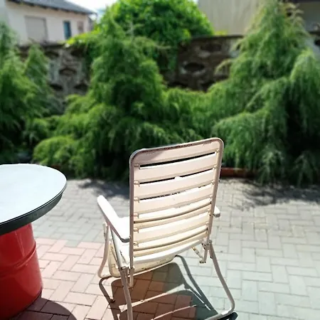 Monteurunterkunft Haus Thomas Homestay Pirmasens